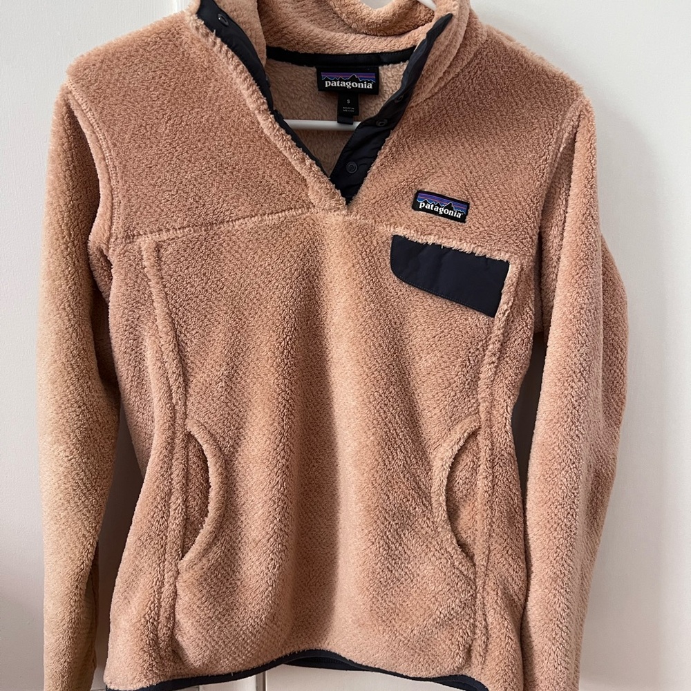 Patagonia Camel Sherpa Pullover with Black Trim
